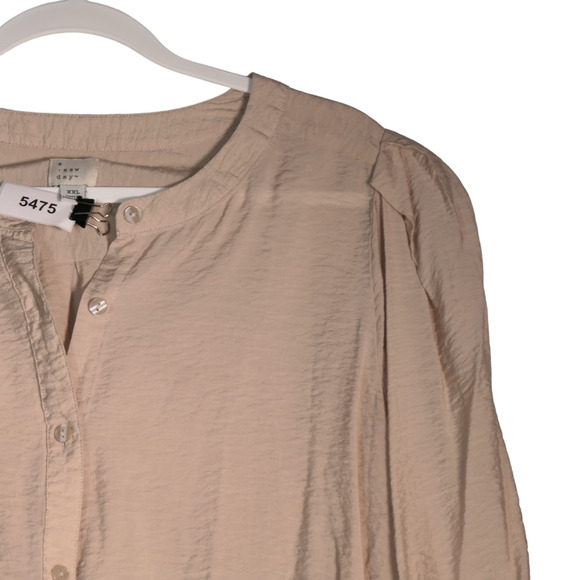 A New Day Blouse Womens XXL Oatmeal Puff Sleeve Textured Boho Peasant Top - Picture 3 of 6